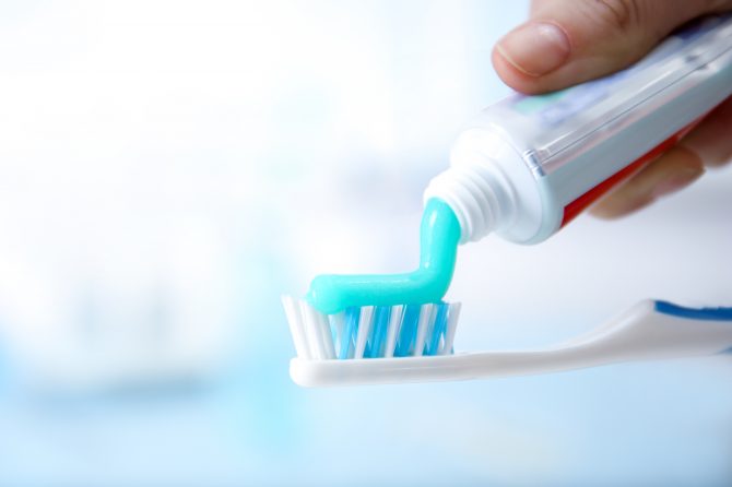 Qué es la fluorosis dental y cuáles son sus causas