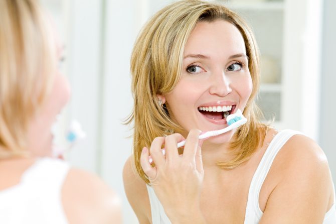 La rutina de higiene oral que todos desean en tan solo 3 pasos